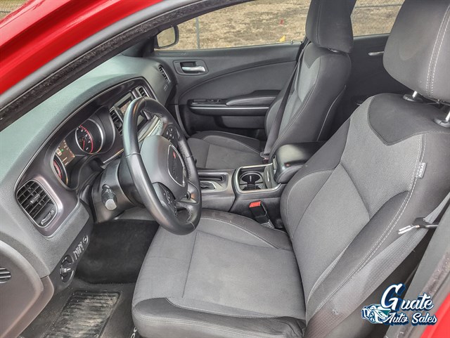 Dodge Charger photo 11