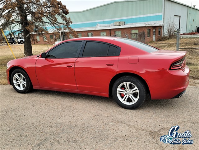 Dodge Charger photo 2