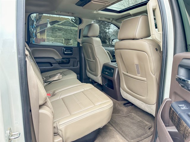GMC Sierra photo 8