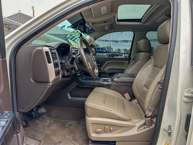 GMC Sierra photo 7
