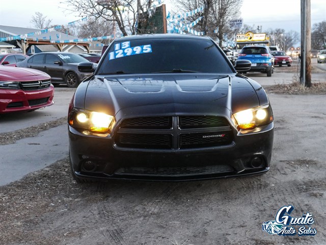 Dodge Charger photo 2
