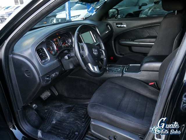 Dodge Charger photo 16