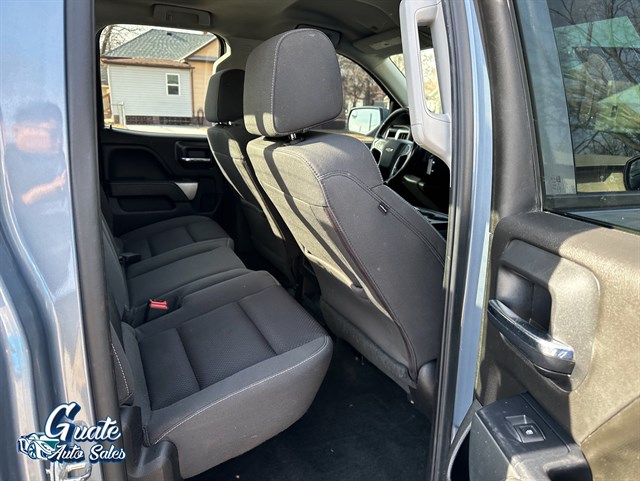 Chevrolet Silverado photo 14