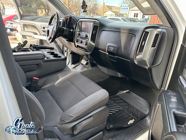 Chevrolet Silverado photo 12
