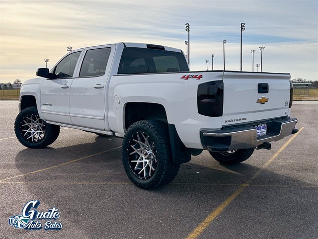 Chevrolet Silverado photo 7