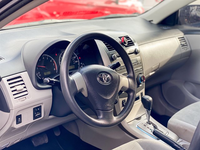 Toyota Corolla photo 4