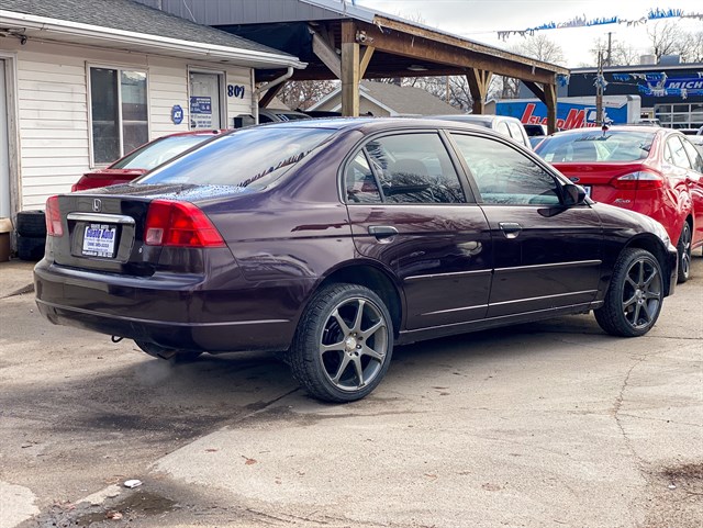 Honda Civic photo 8