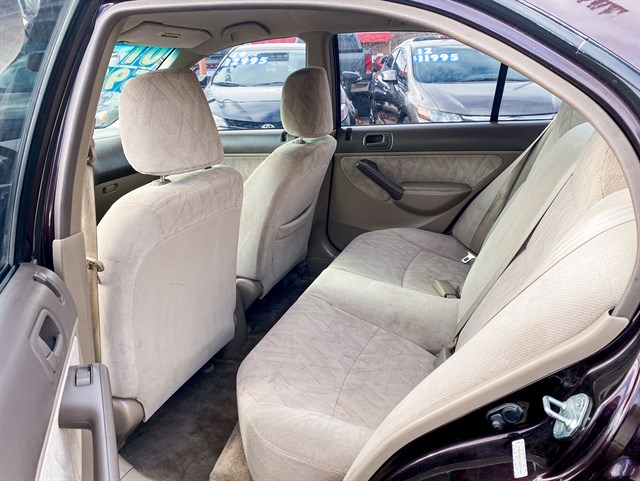 Honda Civic photo 10