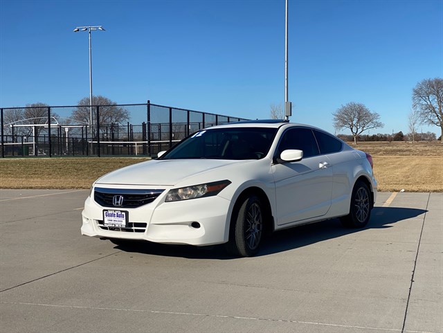 Honda Accord photo 3