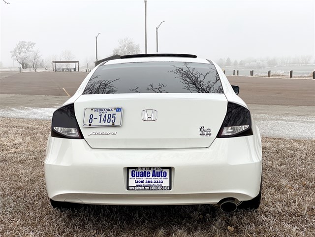 Honda Accord photo 11