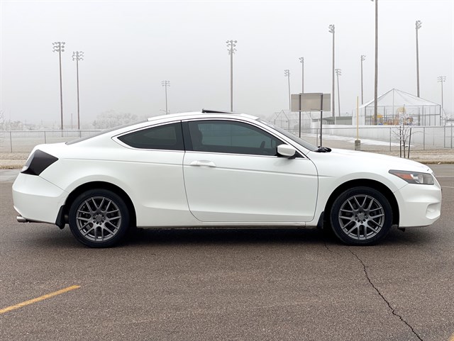 Honda Accord photo 13