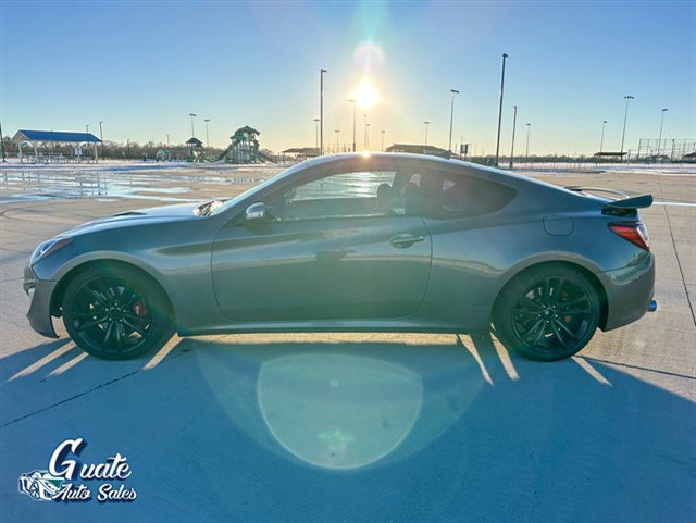 Hyundai Genesis Coupe photo 6