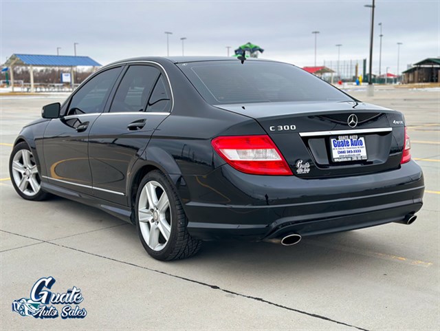 Mercedes-Benz C-Class photo 11