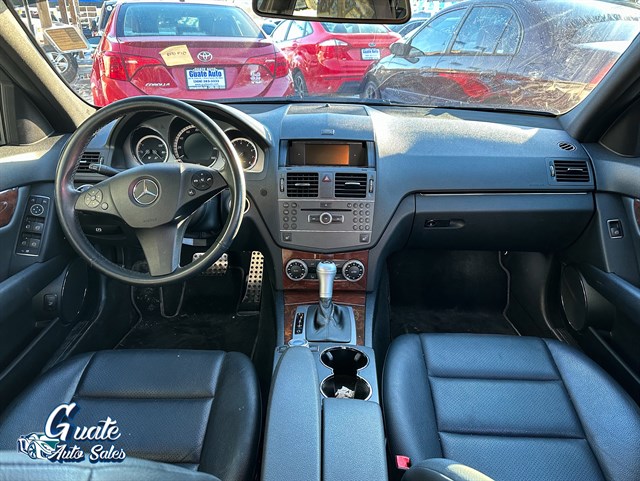 Mercedes-Benz C-Class photo 4