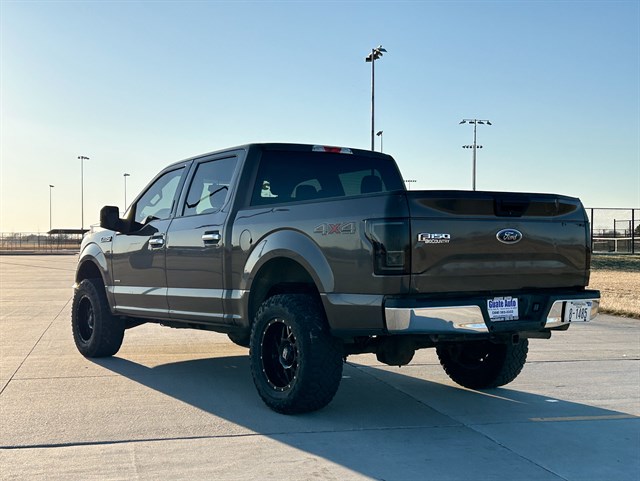Ford F-150 photo 10