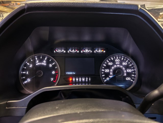 Ford F-150 photo 6