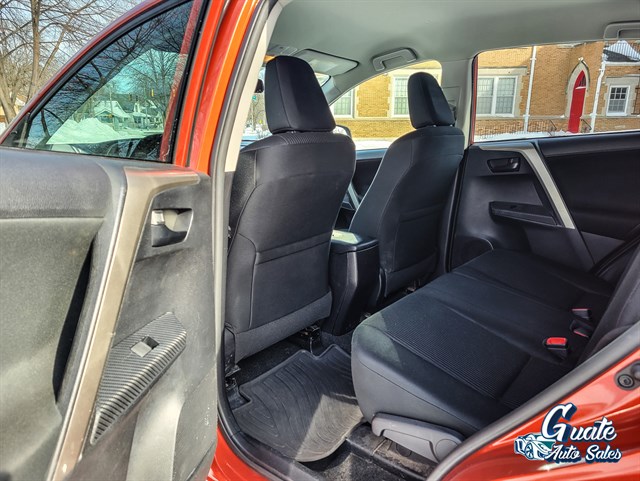 Toyota RAV4 photo 18