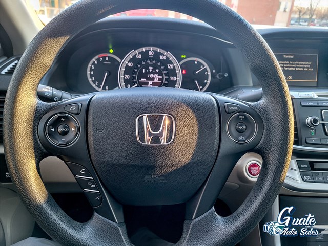Honda Accord photo 15