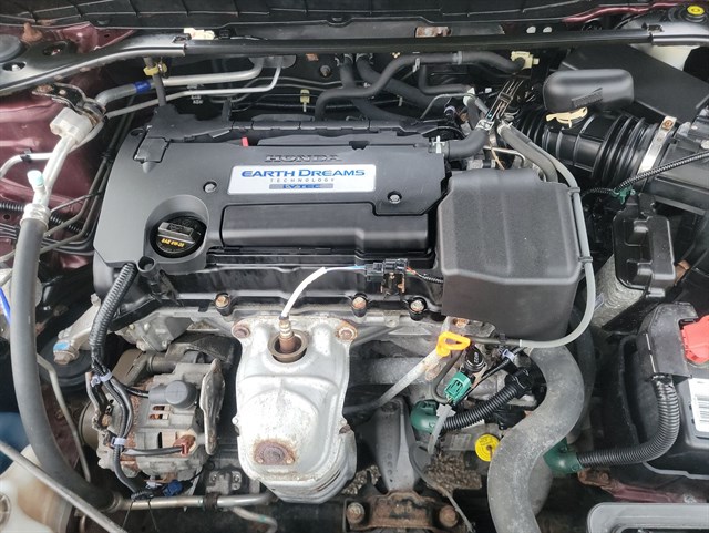 Honda Accord photo 11