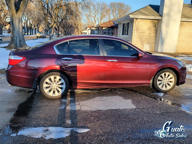 Honda Accord photo 7