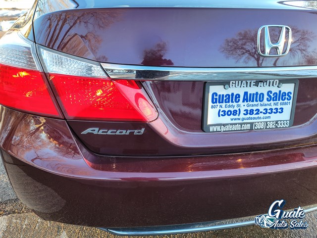 Honda Accord photo 6