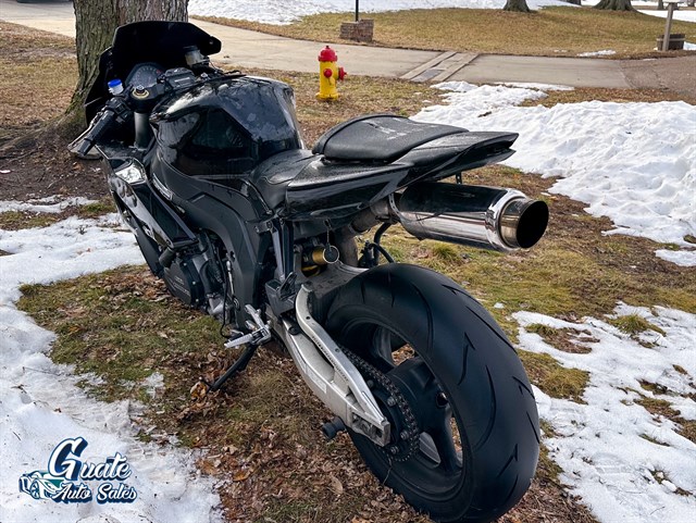 Honda CBR1000RR photo 3