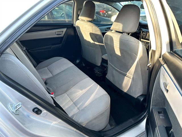 Toyota Corolla photo 8