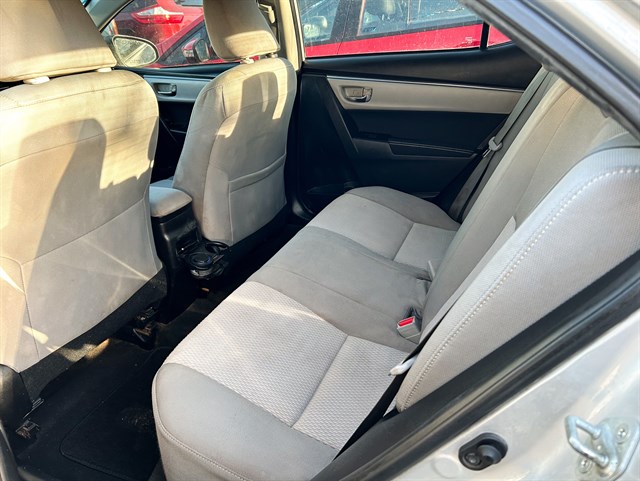 Toyota Corolla photo 11