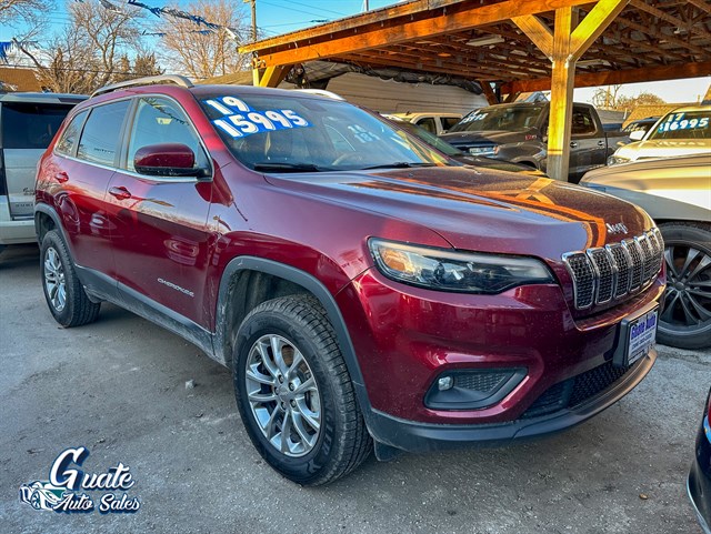 Jeep Cherokee photo 2