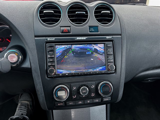 Nissan Altima photo 6