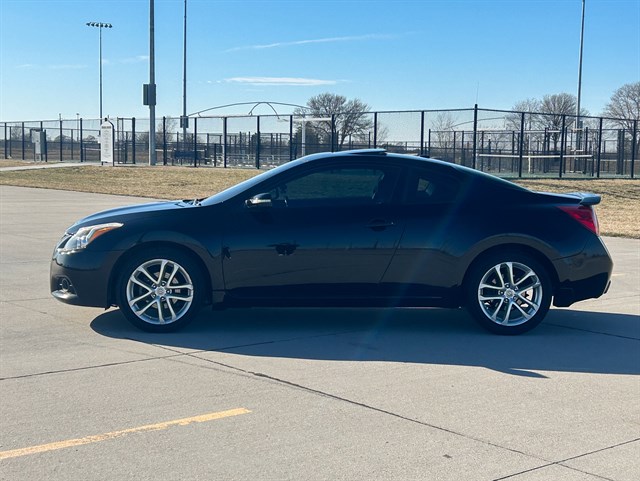 Nissan Altima photo 10