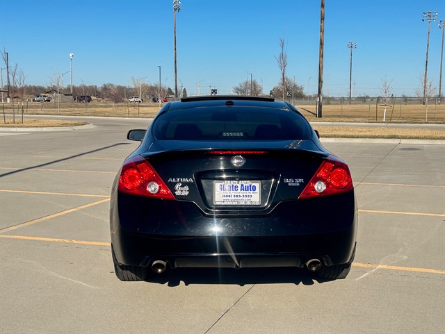 Nissan Altima photo 13