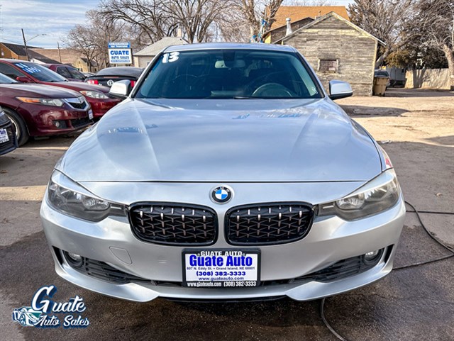 BMW 3 Series photo 2