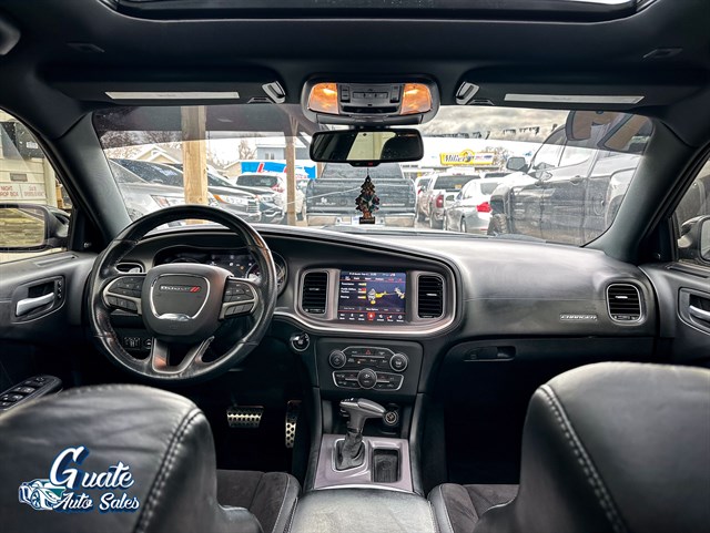 Dodge Charger photo 4