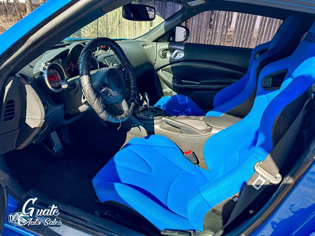 Nissan 370Z photo 4