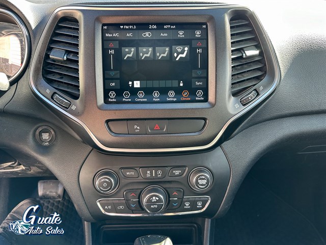 Jeep Cherokee photo 7