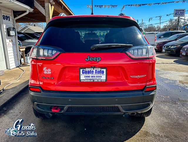 Jeep Cherokee photo 11
