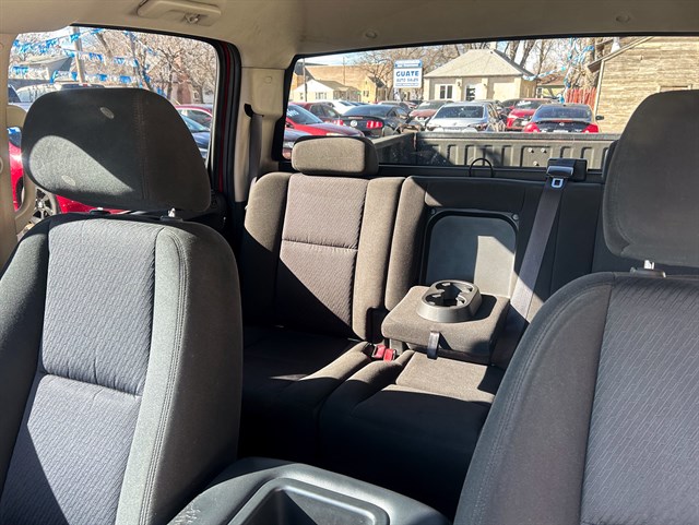 Chevrolet Silverado photo 13