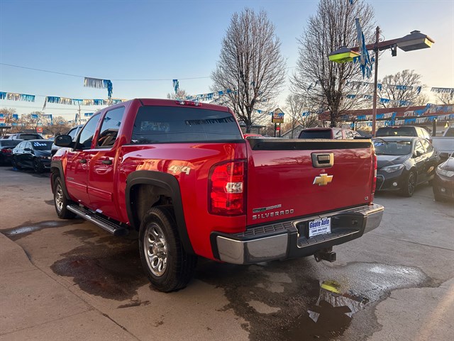 Chevrolet Silverado photo 8