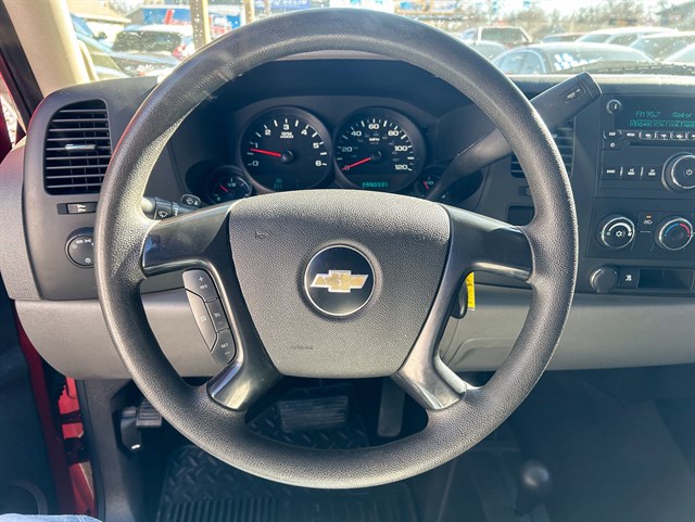 Chevrolet Silverado photo 5