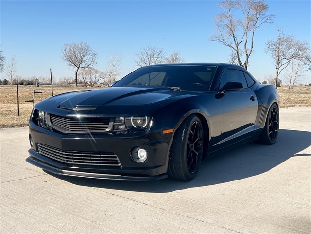 Chevrolet Camaro photo 3