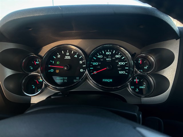 Chevrolet Silverado photo 5