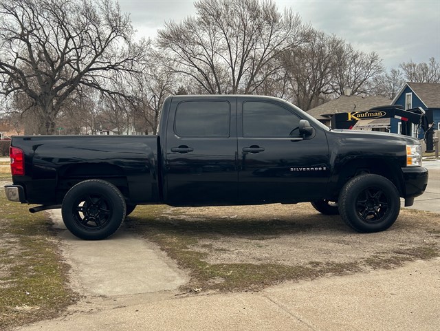 Chevrolet Silverado photo 12