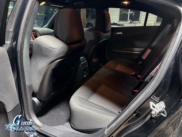 Dodge Charger photo 8
