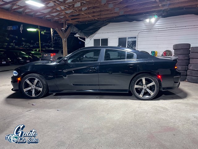 Dodge Charger photo 9