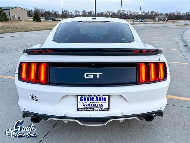 Ford Mustang photo 11
