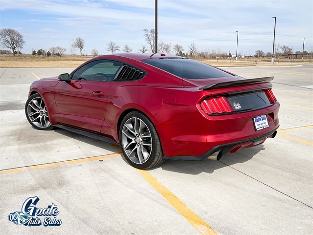Ford Mustang photo 11