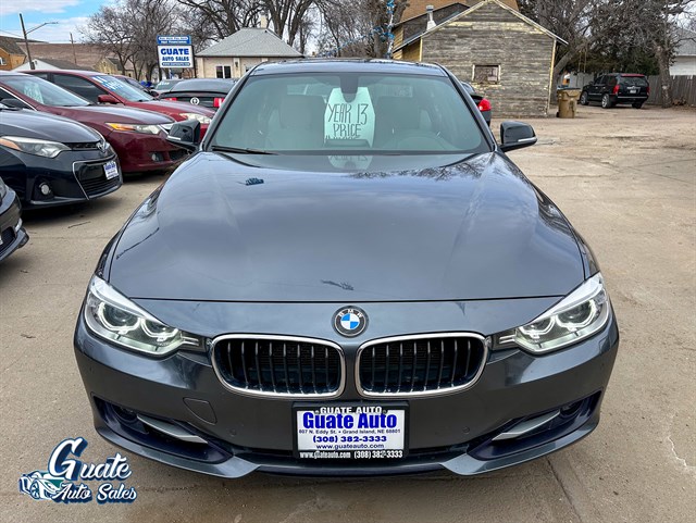 BMW 3 Series photo 2