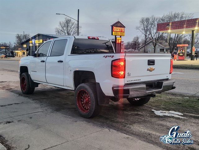 Chevrolet Silverado photo 4