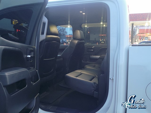 Chevrolet Silverado photo 10